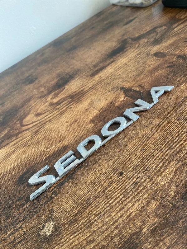 Kia Sedona car logo emblem badge plastic