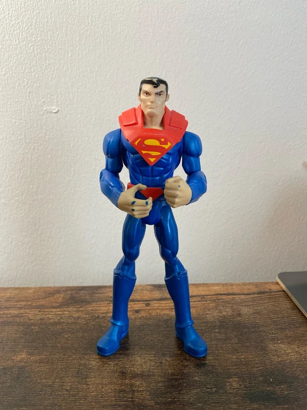 2012 Mattel Superman action figure / toy / display