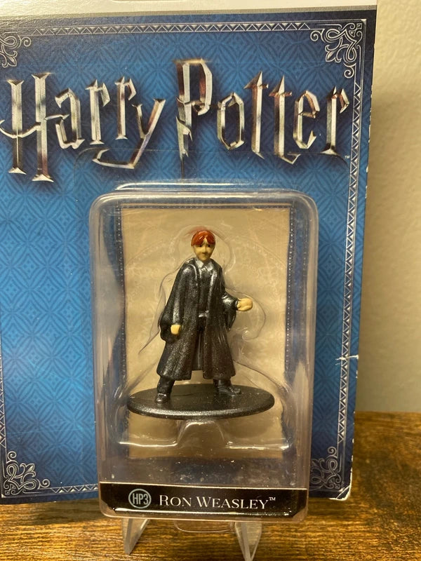 Harry Potter collectible diecast figure vintage toy wizard