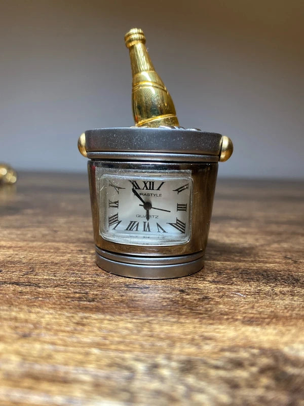 Collectible miniature ice bucket champagne quartz clock