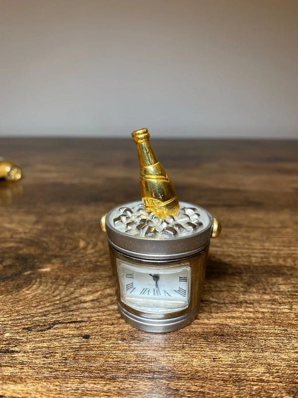 Collectible miniature ice bucket champagne quartz clock
