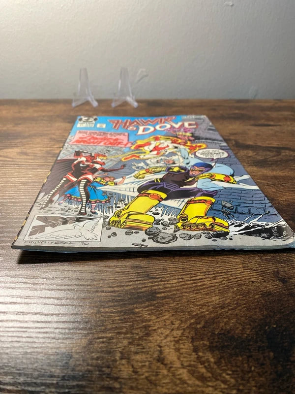 Vintage 90’s DC Comic book - Hawk & Dove Ladies Night Out collectible
