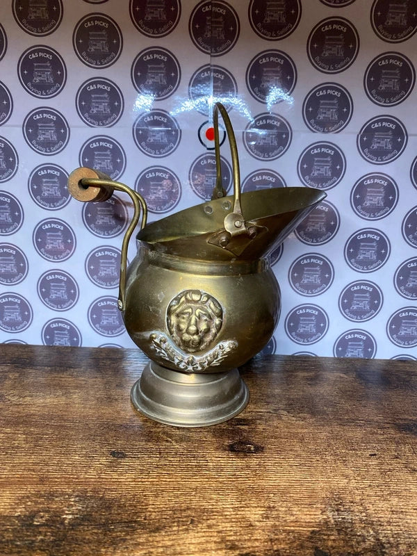 Vintage Lion Brass Small Coal Scuttle Planter Pot With Wooden Handle