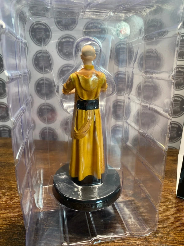 Marvel doctor strange - ancient one figurine eaglemoss cert of authenticity