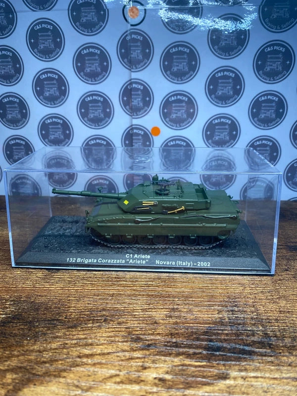 Deagostini collectible diecast tank model Italy army decor display