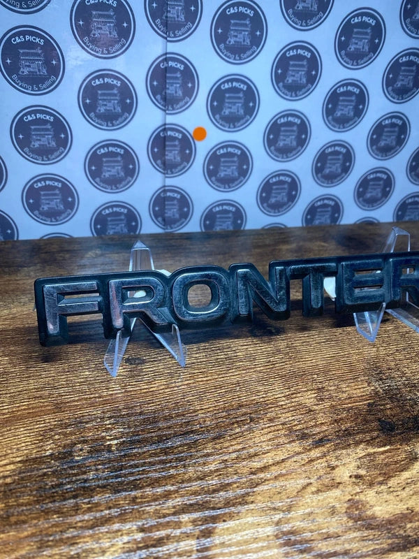 Large Vauxhall Holden Opel Frontera car badge emblem logo collectible
