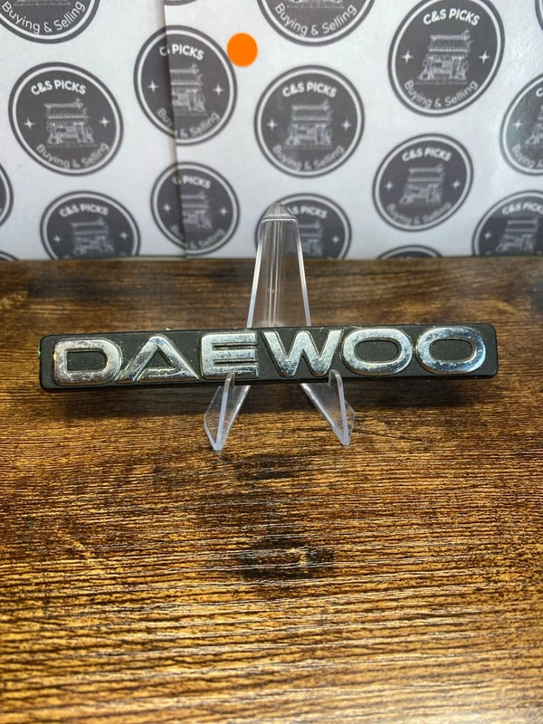 Daewoo car badge emblem logo collectible vintage script