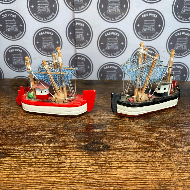 Vintage Mini Wooden Shrimping Fishing Boat Model bundle collectible home decor
