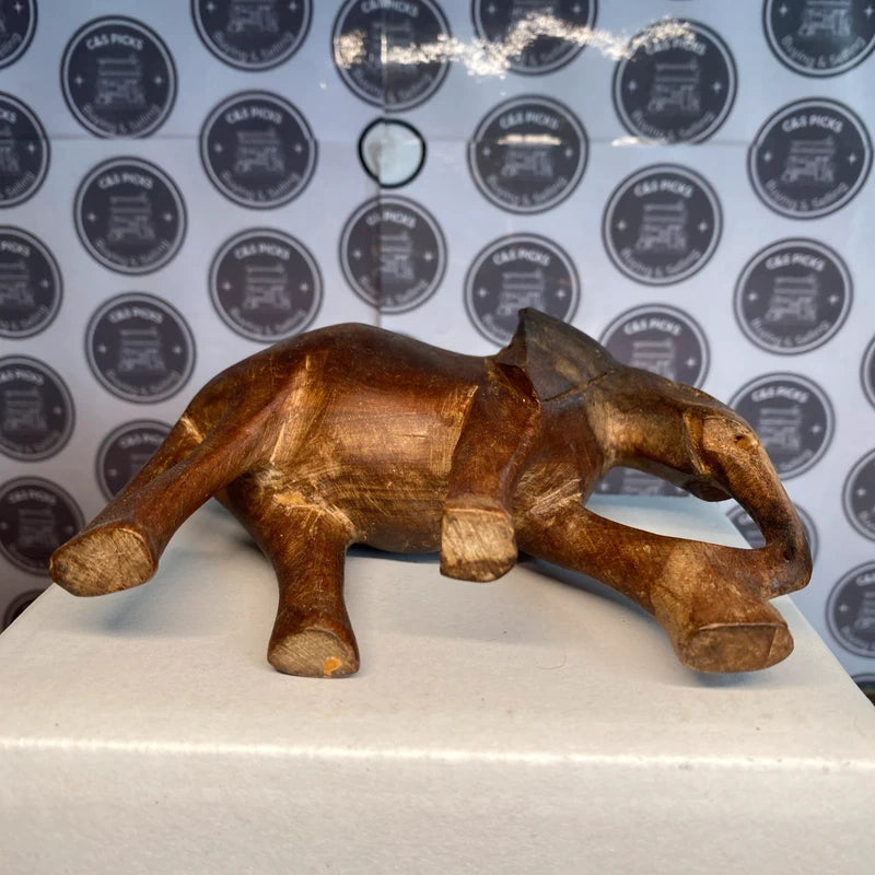 Vintage Hand-Carved Wood Wooden Elephant Crafted Sculpture/Ornament decor retro