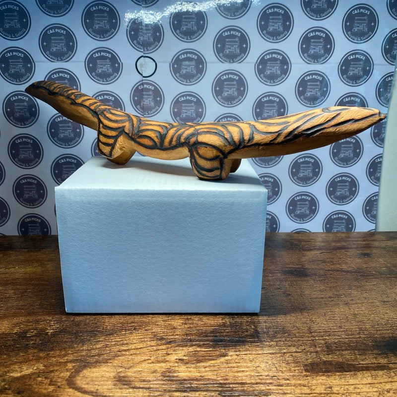 Vintage Salamander Lizard Amphibian Carving Folk Art Hand Carved Wooden Reptile