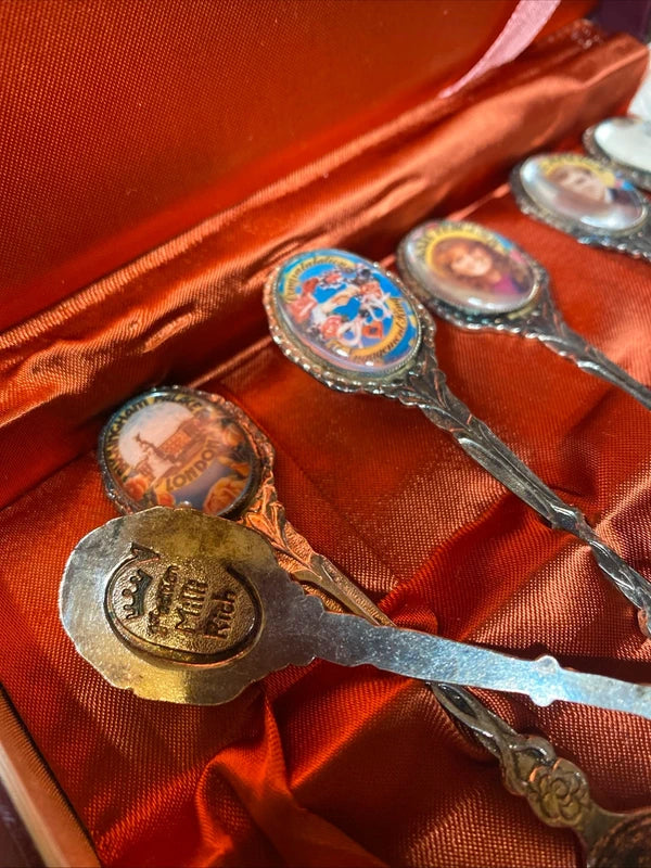Vintage Jouir Fleur Silver Played UK Royal Family Spoons Boxed Set of 6 In Case
