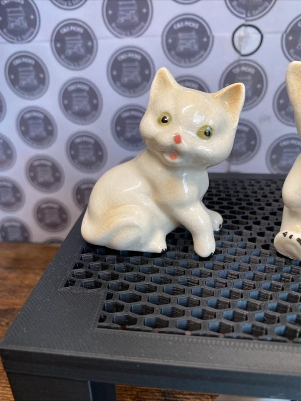 Set of Three Vintage Ceramic Cat Figurines Ornaments Home Decor Cute Kitten