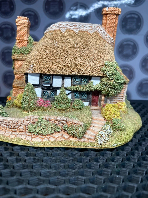 Vintage Lilliput Lane Marigold Meadow The English Collection Home Decor Ornament