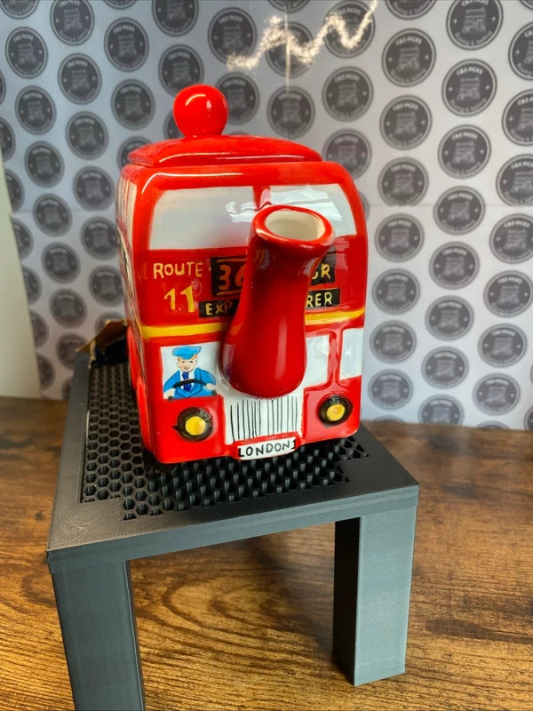 Vintage Teapot & Co Novelty London City Tours Red Bus Tea Pot Automotive Decor