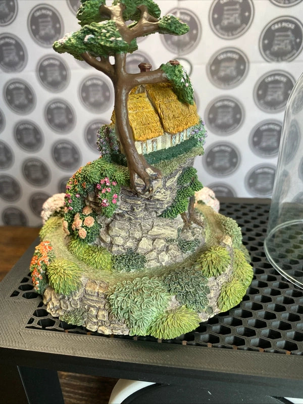 Vintage Hand Painted Violet L Schwenig Wishing Well Cottage Scene Ornament