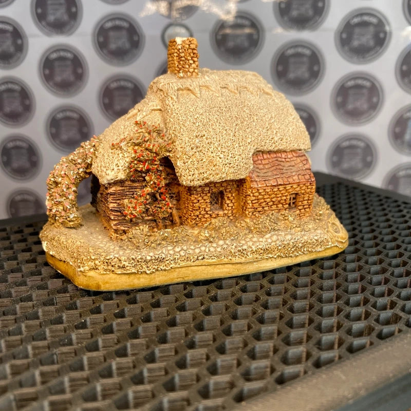 Vintage Lilliput Lane Spring Bank Cottage Collectable Ornament Decor Figurine
