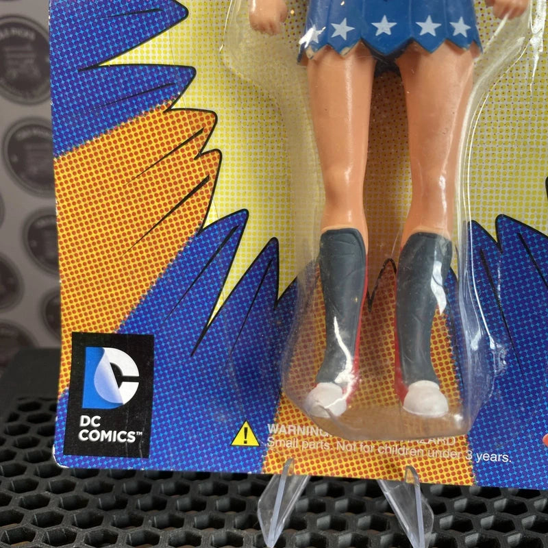 Wonder Woman Bendable figure Retro Poseable sealed DC comics Collectable NJCroce