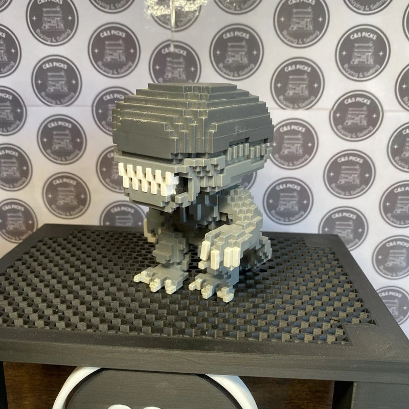 Funko Pop! 8-Bit Alien Xenomorph Vinyl Figure #24 Video Game Style loose