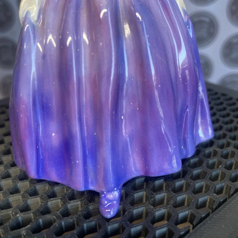Delightful Royal Doulton Marie Porcelain Figurine HN1370, HN 1370 Made in England