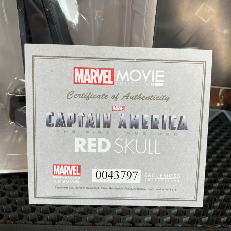 Eaglemoss Marvel Movie Collection Figurine Captain America Red Skull Magazine