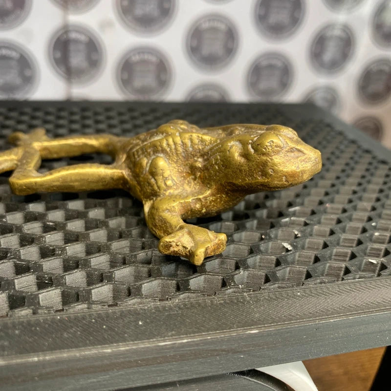 Vintage Solid Brass Frog Toad Paperweight Stretched Legs Figurine Home Decor
