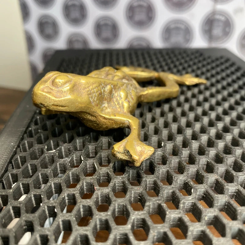 Vintage Solid Brass Frog Toad Paperweight Stretched Legs Figurine Home Decor