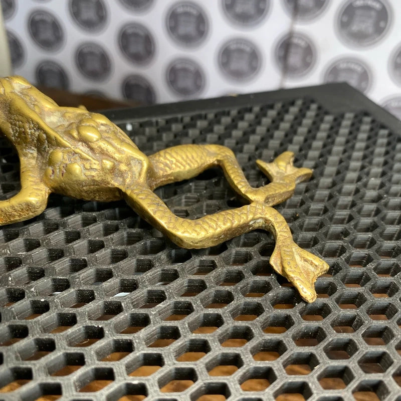 Vintage Solid Brass Frog Toad Paperweight Stretched Legs Figurine Home Decor
