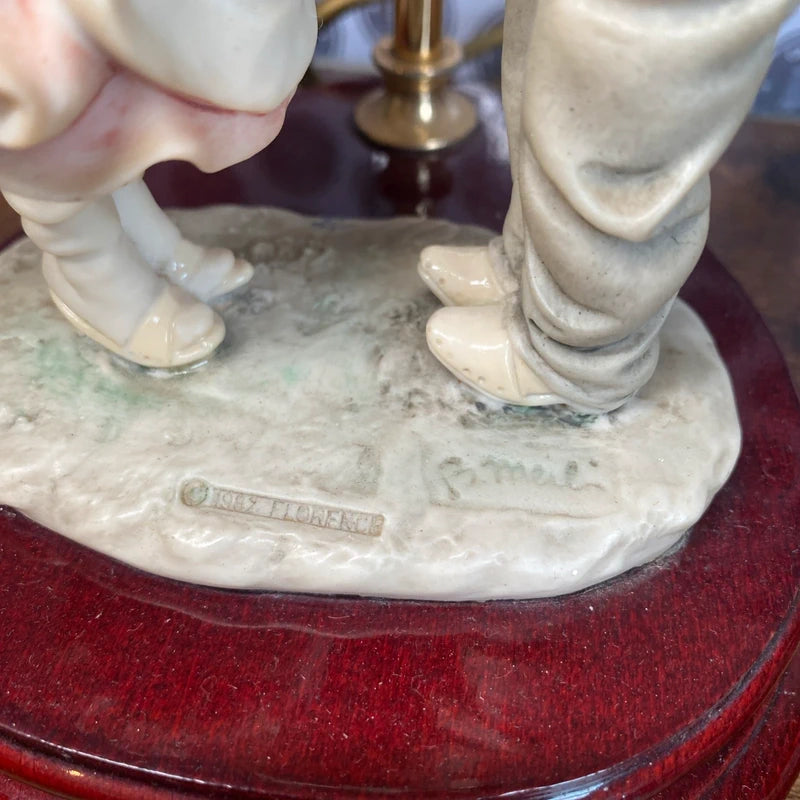 Vintage 1987 Florence Lamp Working Children Hugging Antique Style Retro Decor