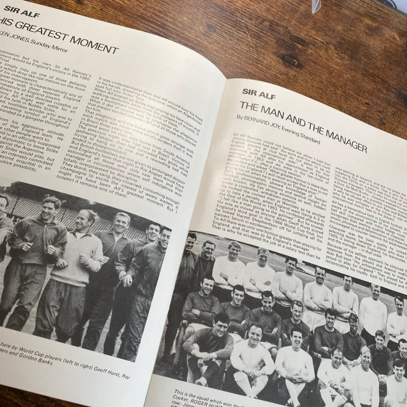1974 Sir Alf Ramsey England Testimonial Dinner Souvenir Programme Brochure Repo