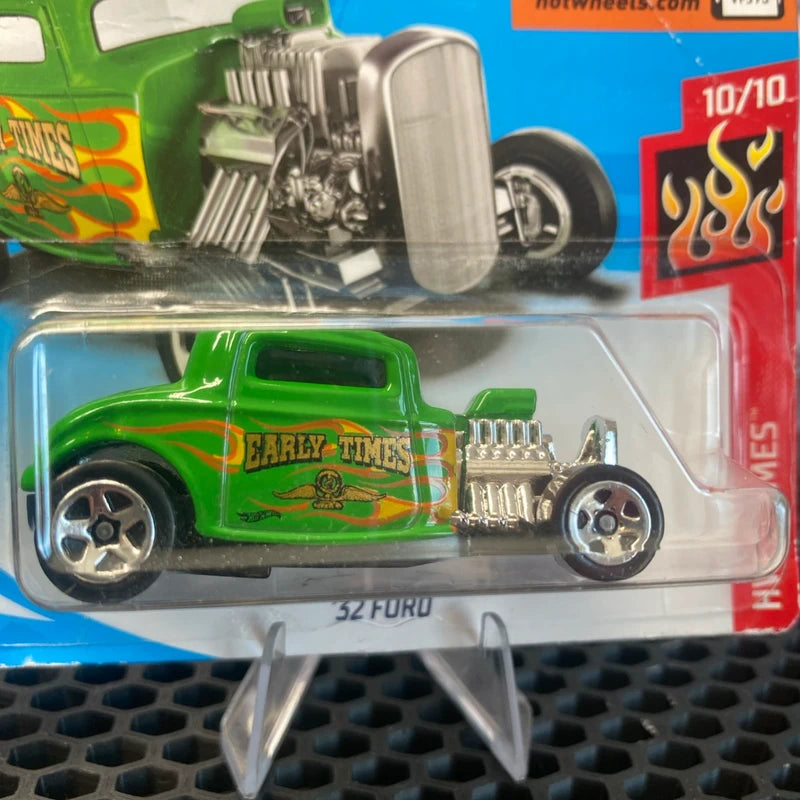 Hot Wheels 2018 HW Flames ‘32 Ford in Green 10/10 Boxed Collectors Toy Mancave