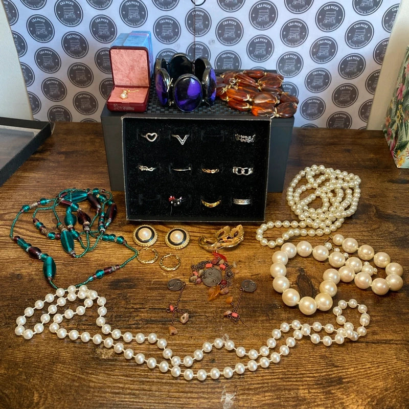 Joblot of Mixed Costume Jewellery 22 Items Necklaces Bracelets Earrings Rings