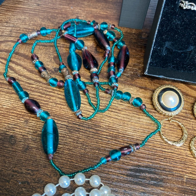 Joblot of Mixed Costume Jewellery 22 Items Necklaces Bracelets Earrings Rings