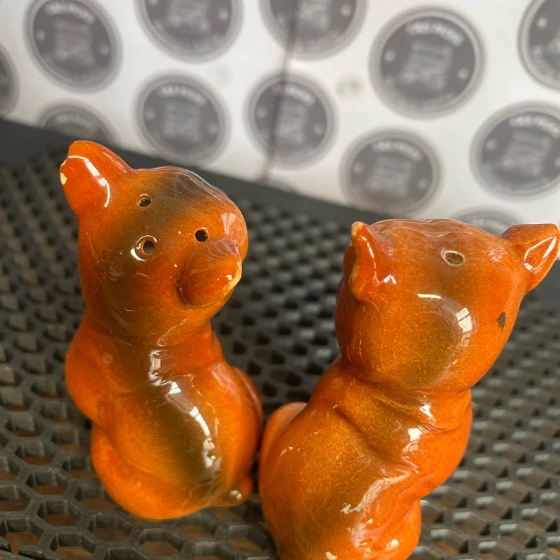 Vintage Novelty Salt & Pepper Shakers Dog Bulldog Design Cute Animal Decor Retro