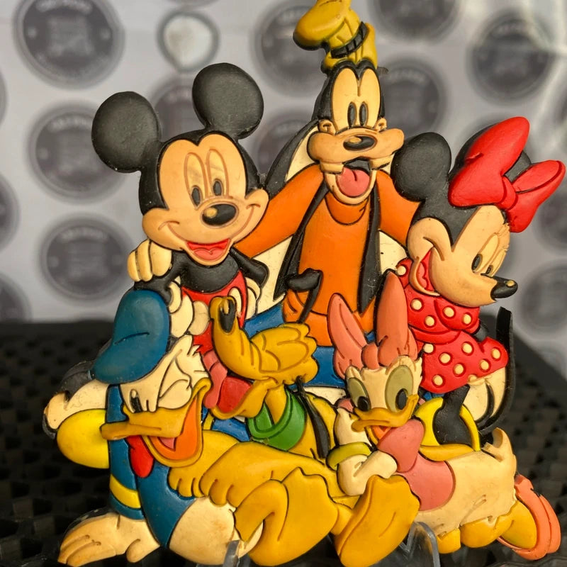 Vintage Disney 3D Rubber Fridge Magnet Mickey Minnie Goofy Donald Daisy Pluto