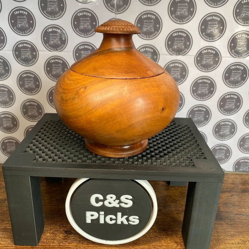 Vintage Wooden hand turned Circular Box 5.5’ Home Decor Jewellery Storage Prop
