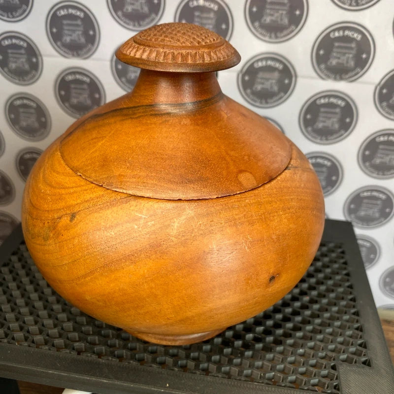 Vintage Wooden hand turned Circular Box 5.5’ Home Decor Jewellery Storage Prop