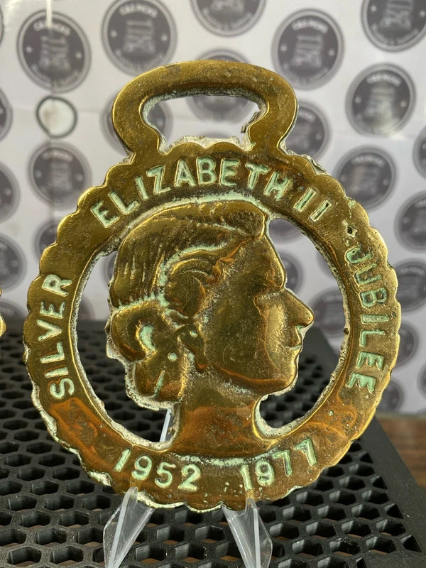 Pair of vintage horse brass Queen Elizabeth silver jubilee + crown bundle