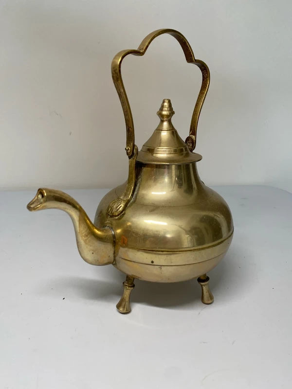 Vintage brass teapot coffee pot home decor antique brass prop handle & lid