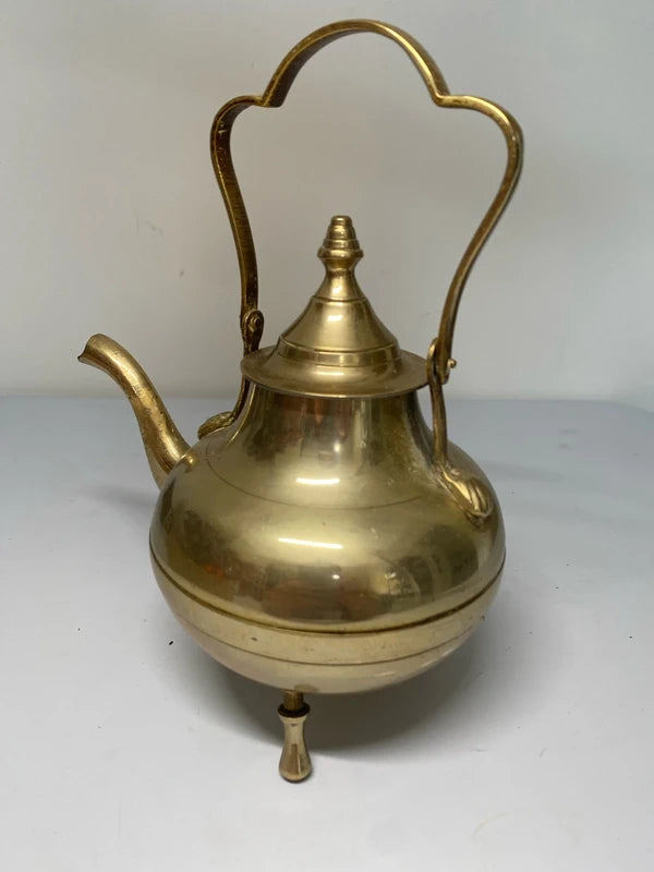 Vintage brass teapot coffee pot home decor antique brass prop handle & lid