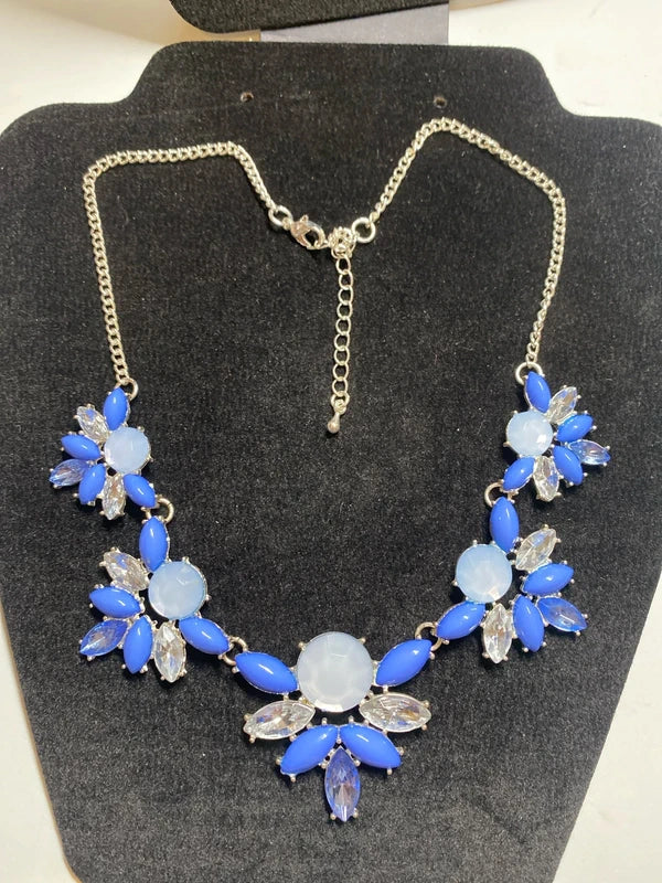 Vintage blue necklace & earring bundle gem stone look costume jewellery blue white