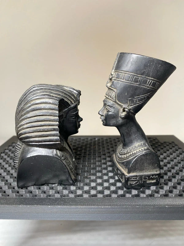 Vintage Egyptian Head Busts Statue King Tutankhamun Queen Nefertiti Stone/resin