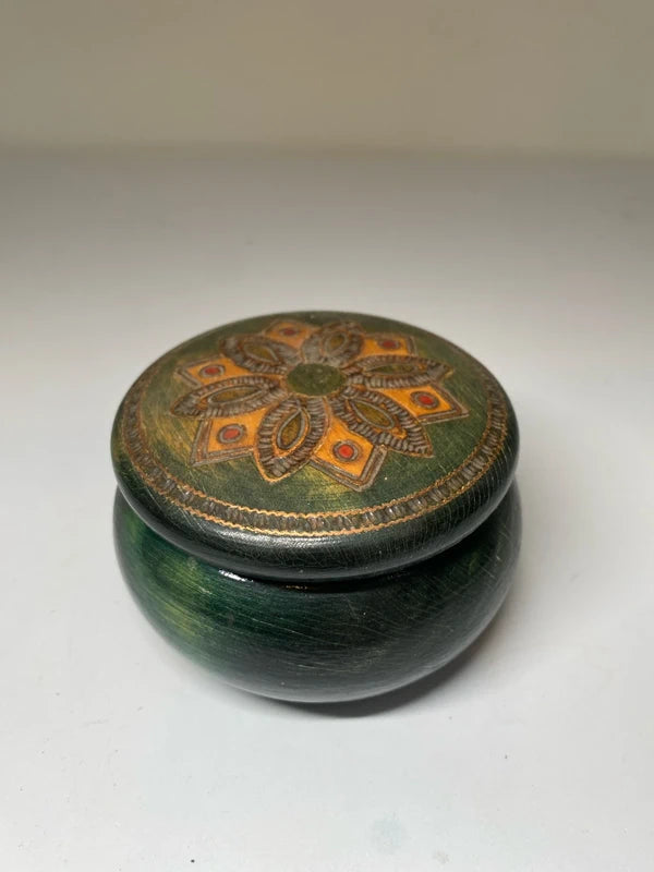 Vintage Round Wooden Box with Lid Trinket Jewellery Decorative decor boho