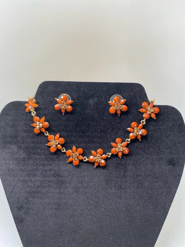 Vintage style choker necklace & earring set costume jewellery floral flower design