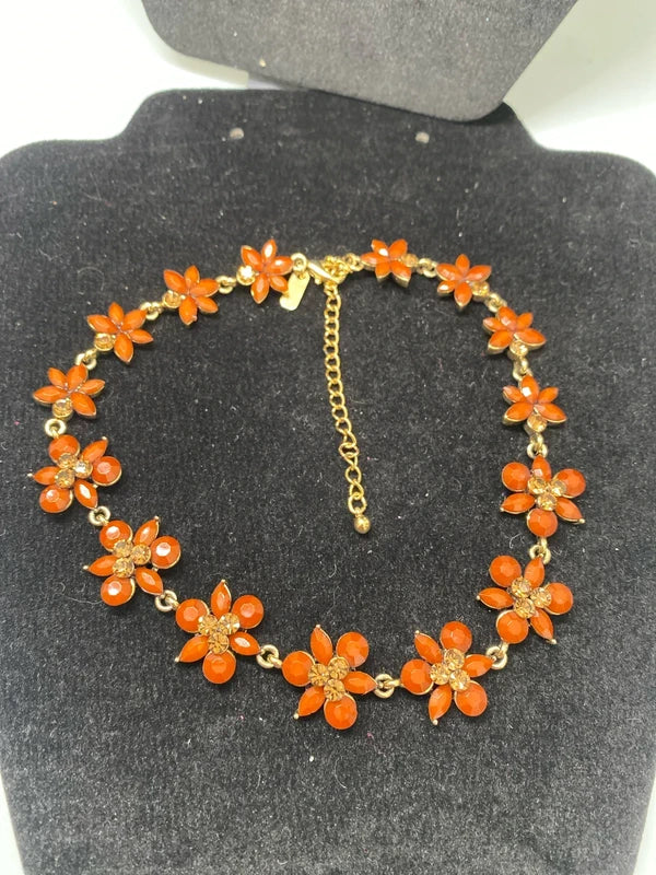 Vintage style choker necklace & earring set costume jewellery floral flower design