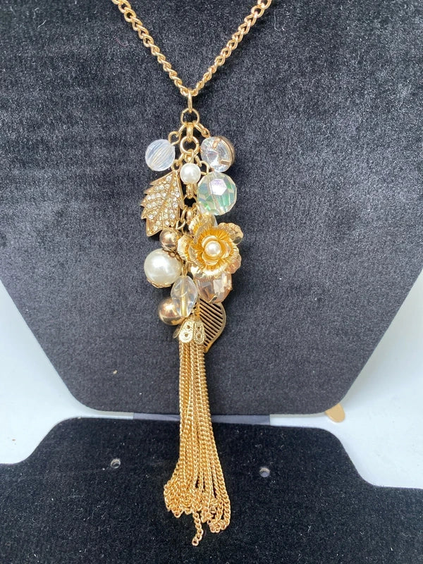 Lovely necklace bracelet & earring set metal gold tone long chain costume jewellery