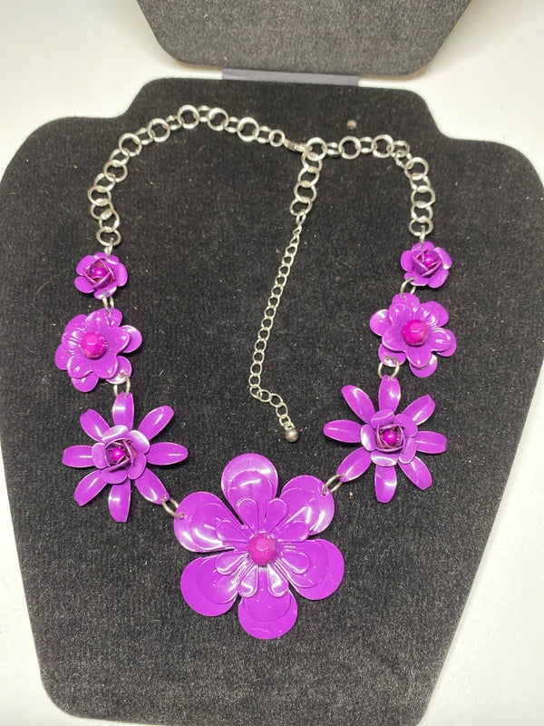 Purple flower floral necklace & earring set metal costume jewellery bulky