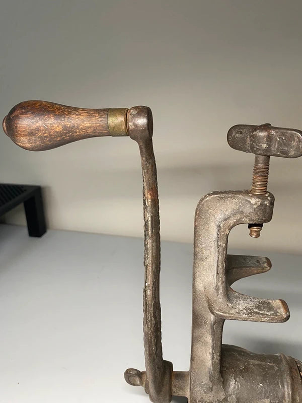 Vintage Cast Iron Meat Mincer/Grinder antique home decor prop country house